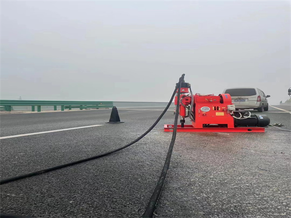 临沂马路路基路面开裂下沉注浆加固灌浆